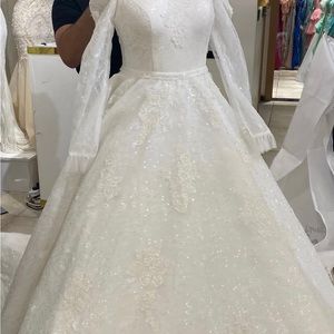 Wedding dress